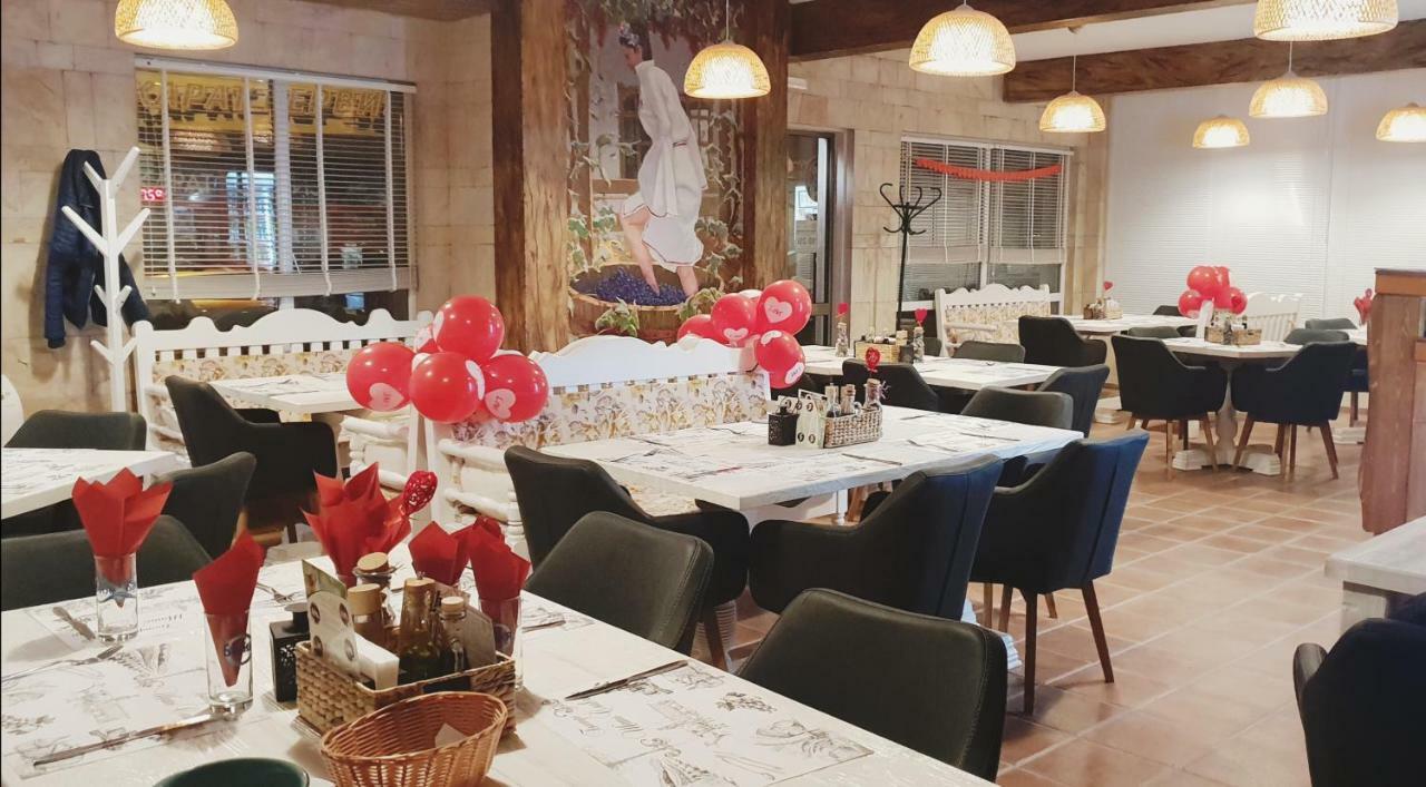 Family Aparthotel Vintegra Burgas Extérieur photo